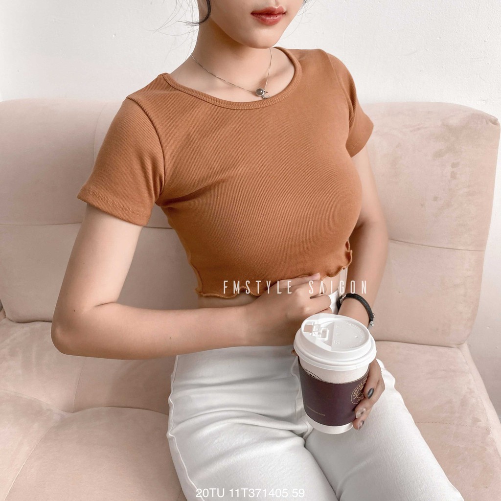 [Mã WASKT410K giảm 10K đơn 50K] Áo thun tay ngắn crop cuốn biên ulzzang thời trang nữ Fmstyle Saigon 20TU11T371306