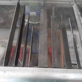 Dũa sắt dẹp,tam giác,tròn,mo