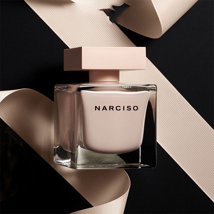 Nước Hoa Nữ Narciso Poudree Chai 10ml, Chai Lùn Màu Phấn