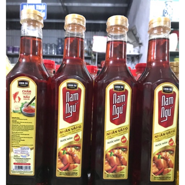 Nước mắm Nam Ngư Nhãn Vàng - Chai 650ml