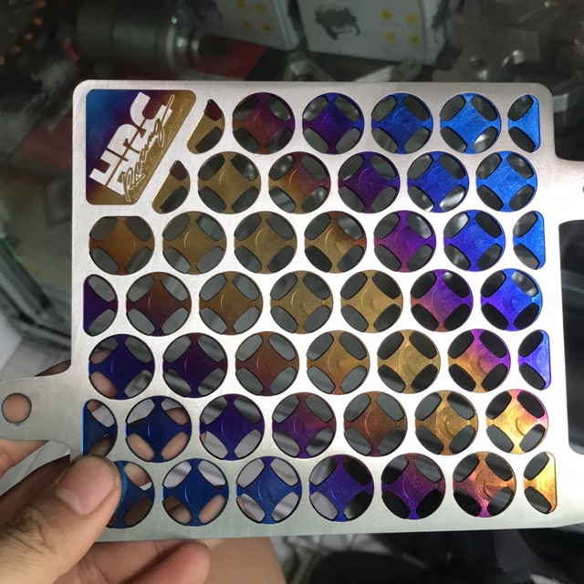 Che két nước titan vairo