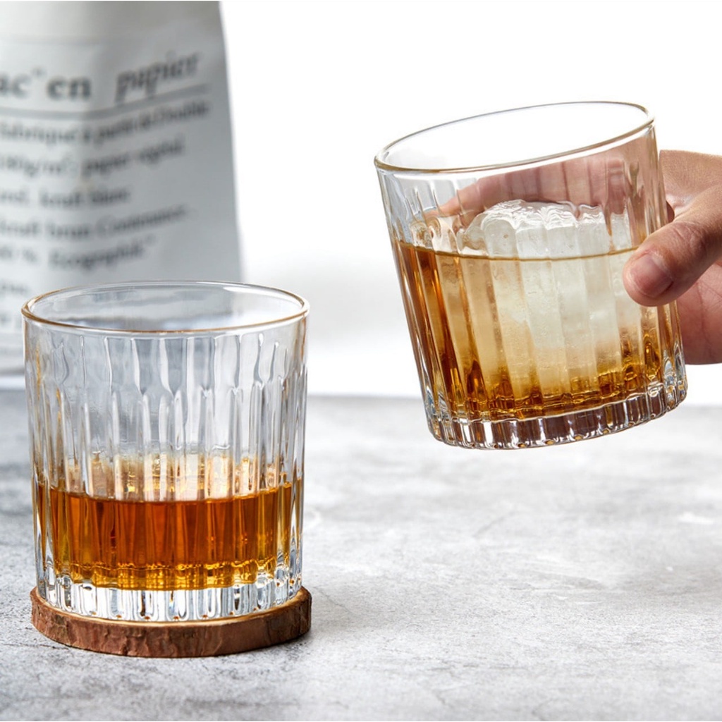 Ly thủy tinh vân sọc