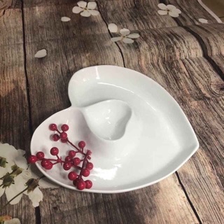 Đĩa tim lồng hàng gốm sứ Bát Tràng