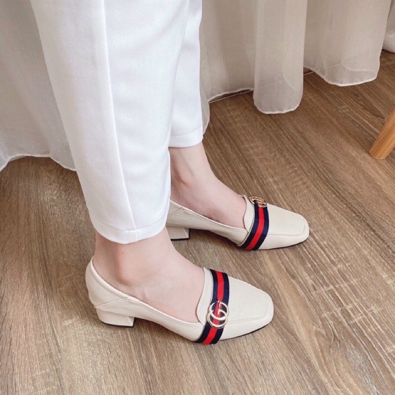 Hàng sẵn Giầy bít mũi G  Ggót vuông đế cao 5cm da mềm , êm chân đủ size 35-39 đủ màu đen và kem