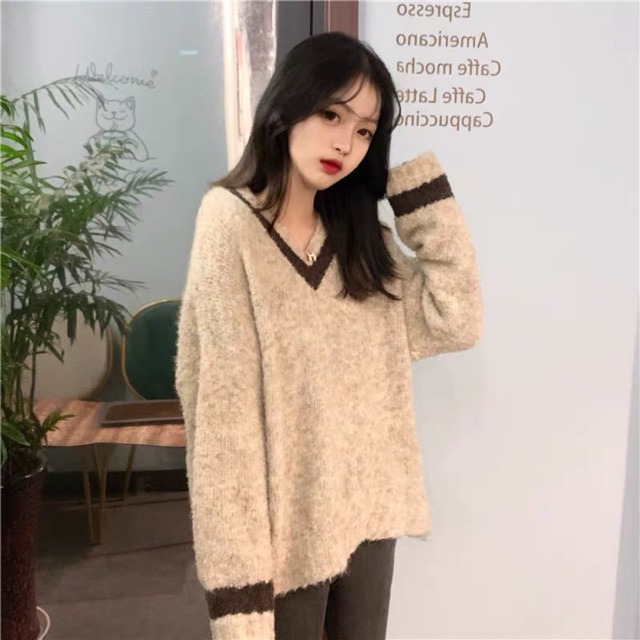 Áo len nữ cổ V