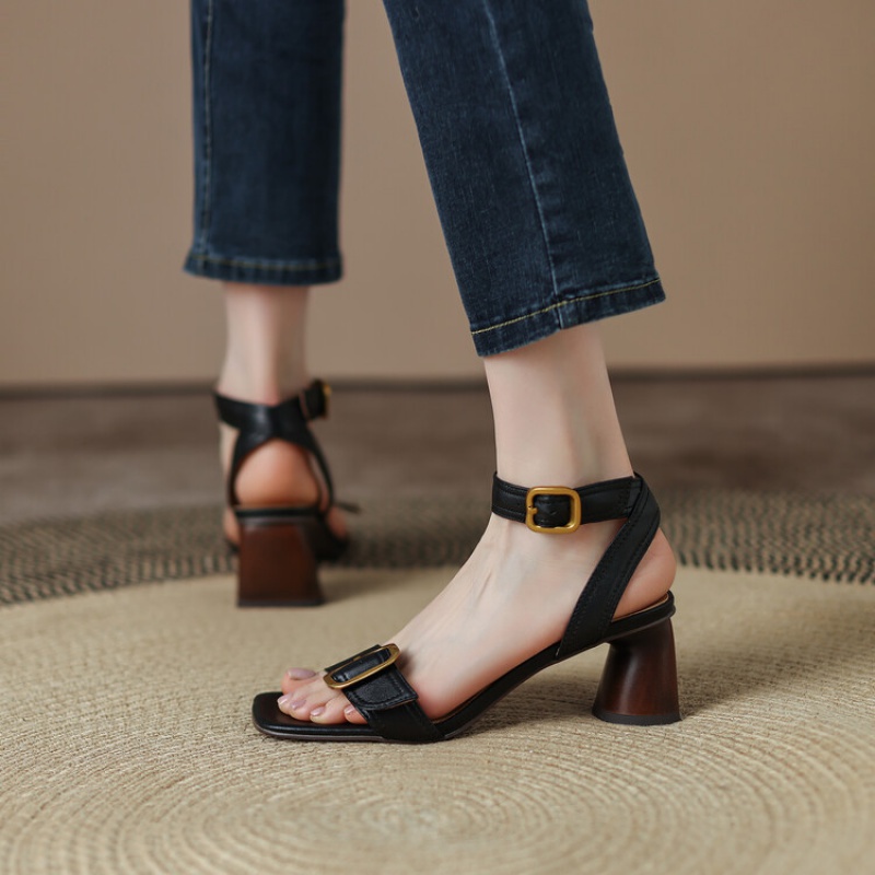 Giày Sandal Cao Gót Hở Ngón Mũi Vuông Thời Trang Mùa Hè Phong Cách Mới Dành Cho Nữ 2022