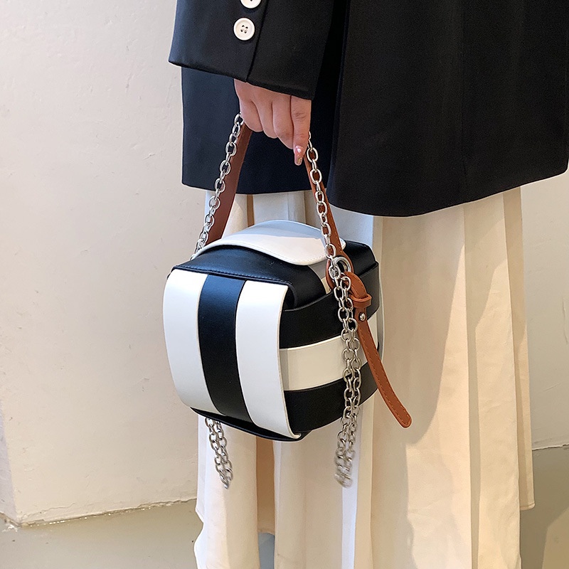 Túi đeo chéo JASMIN NOIR da PU phối dây xích thời trang dành cho nữ
