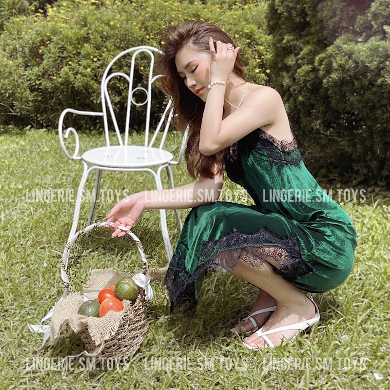 QR232 Đầm Ngủ Nhung Xanh Nhung Xẻ Tà Thượng Hải Cao Cấp Quyến Rũ