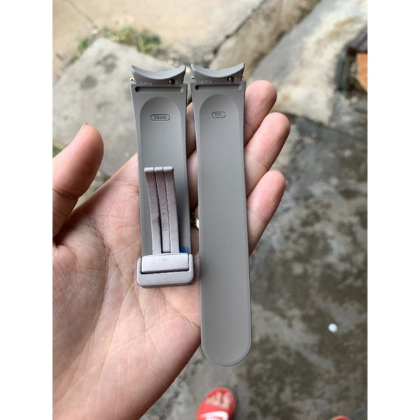 Dây Đeo Silicone Khóa Nam Châm Cho Samsung Watch 5 Pro  Chính Hãng.  Bản 20mm Size M/L Phong Cách Hiện Đại