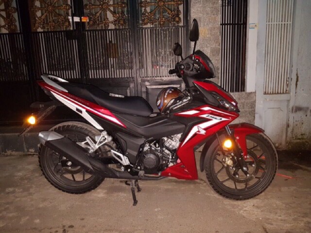 Mắt mèo phản quang