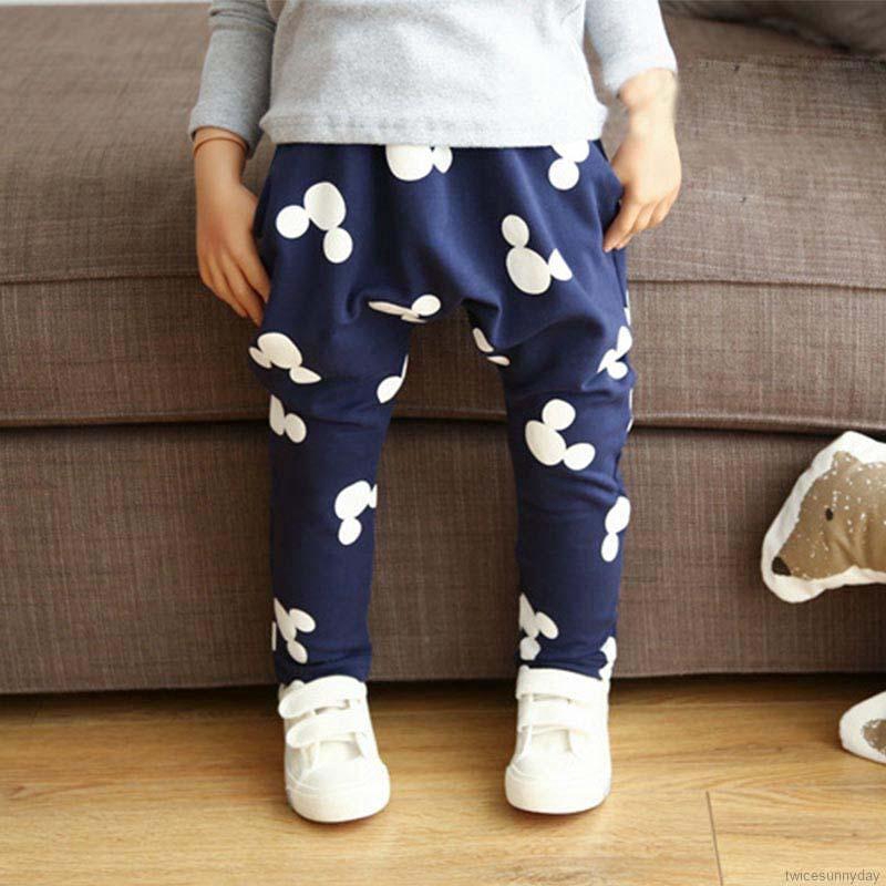Quần dài in hình chuột Mickey cho bé