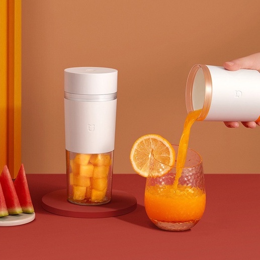 Máy xay sinh tố cầm tay Bear LLJ-P03H1 dạng cốc dung tích 300ml Hàng chính hãng bảo hành 6 tháng