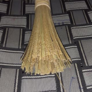 CHỔI TRE RỬA CHẢO.