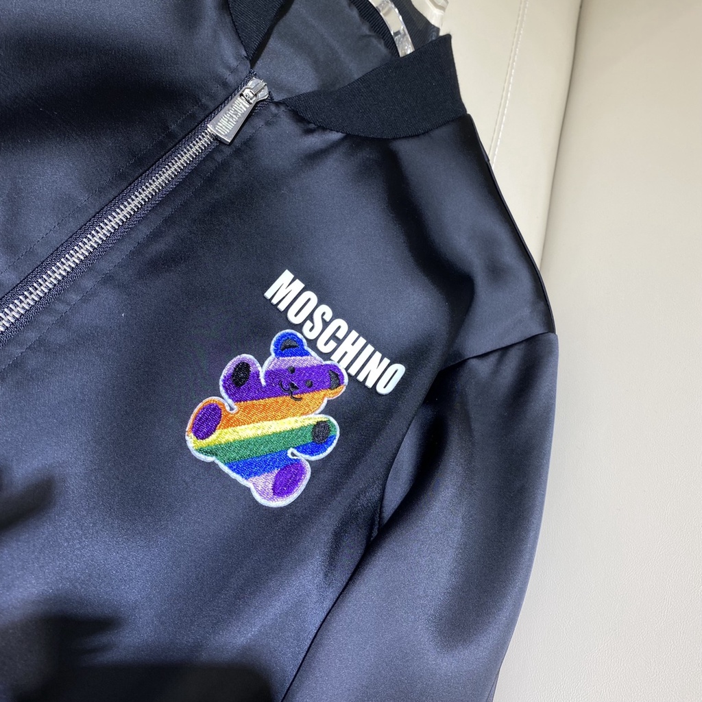 Áo khoác bomber nữ thời trang cao cấp Moschino logo thêu gấu phối màu bắt mắt