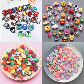 Sticker gắn dép lỗ - Hình gắn dép lỗ siêu xinh