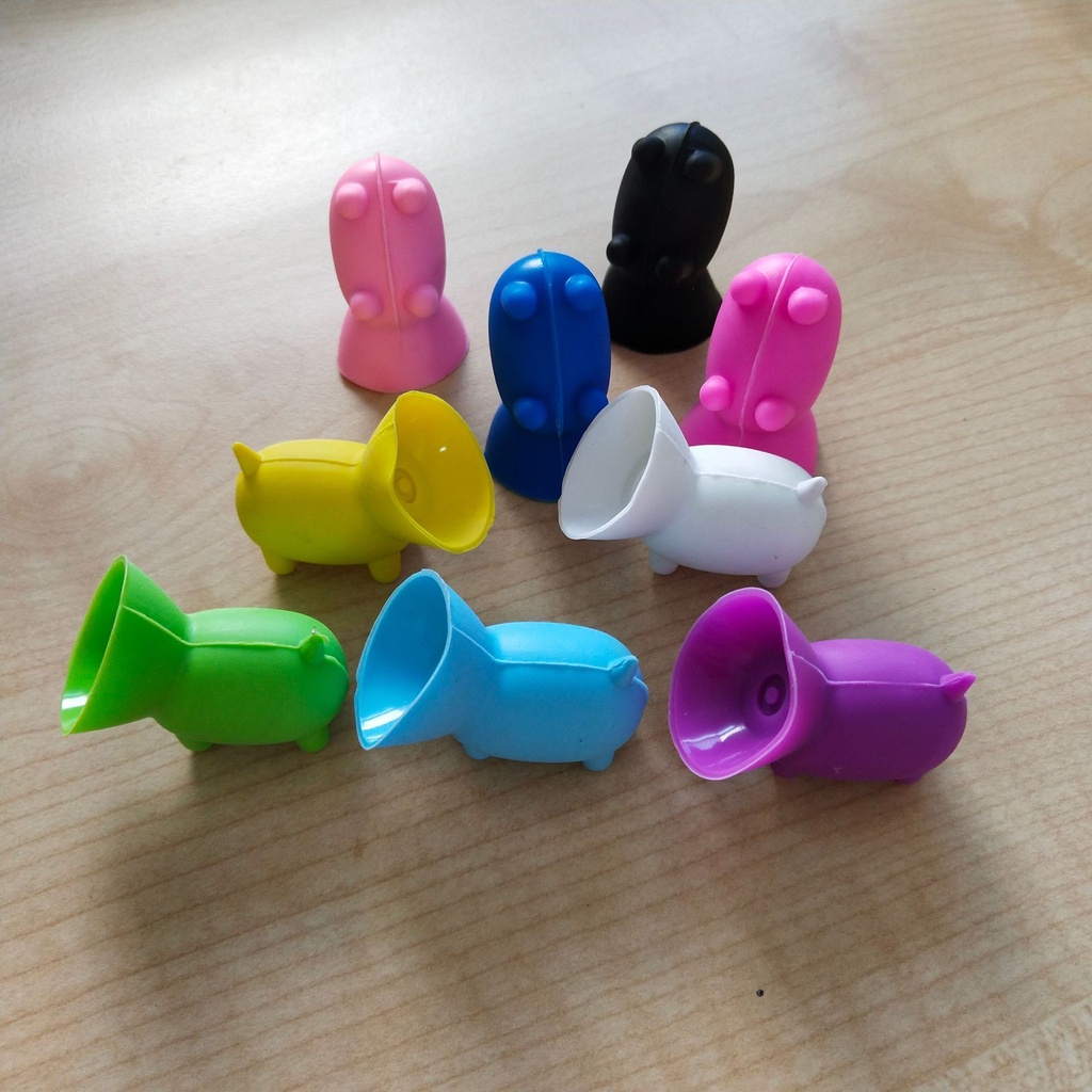 Set 3 Giá Đỡ Điện Thoại Bằng Silicon Hình Chú Heo Đáng Yêu