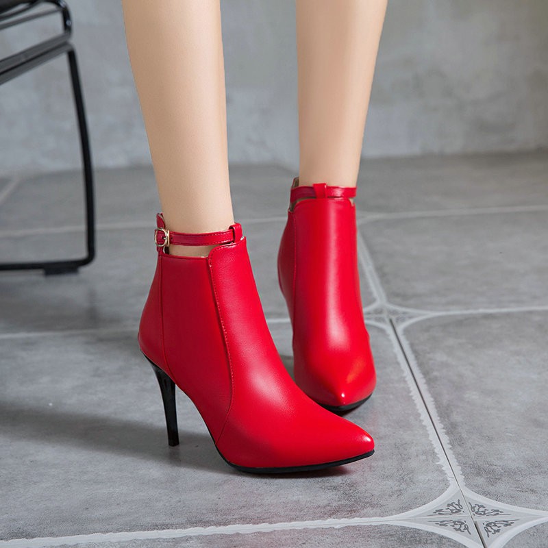 Boot nữ cổ ngắn gót nhọn màu đỏ HIỆN ĐẠI GBN6403