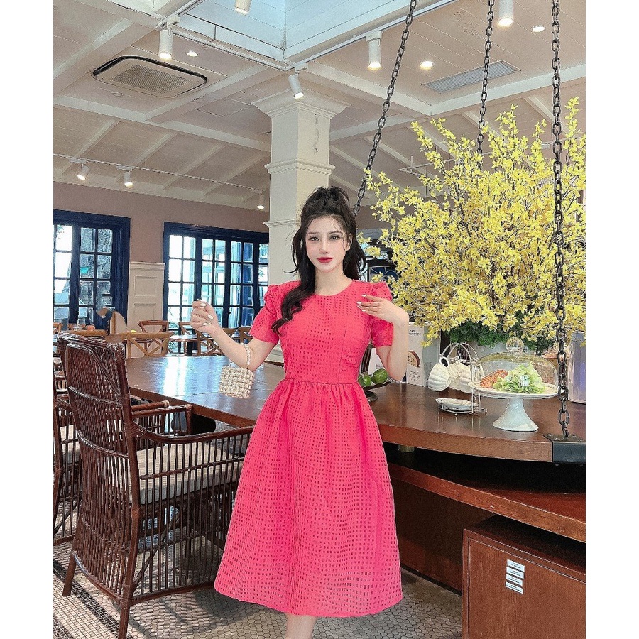 ĐẦM CARO NỮ CỔ TRÒN, TRONG TRẺO, ĐÁNG YÊU DÀNH CHO CÁC NÀNG
