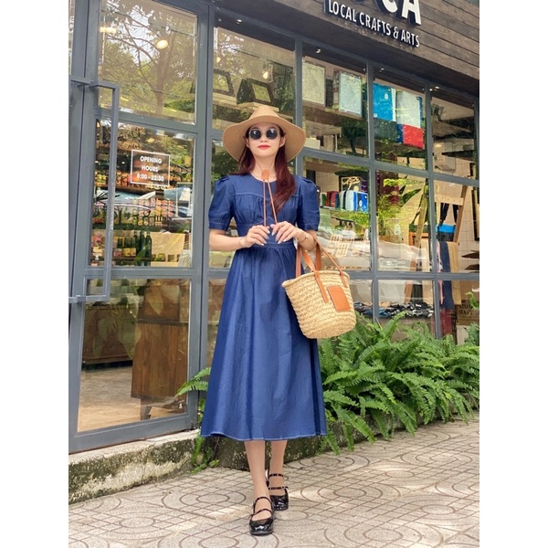 𝐃𝐞𝐧𝐢𝐦 𝐃𝐫𝐞𝐬𝐬 𝟎𝟏- Đầm Denim Xoắn Khoét Lưng