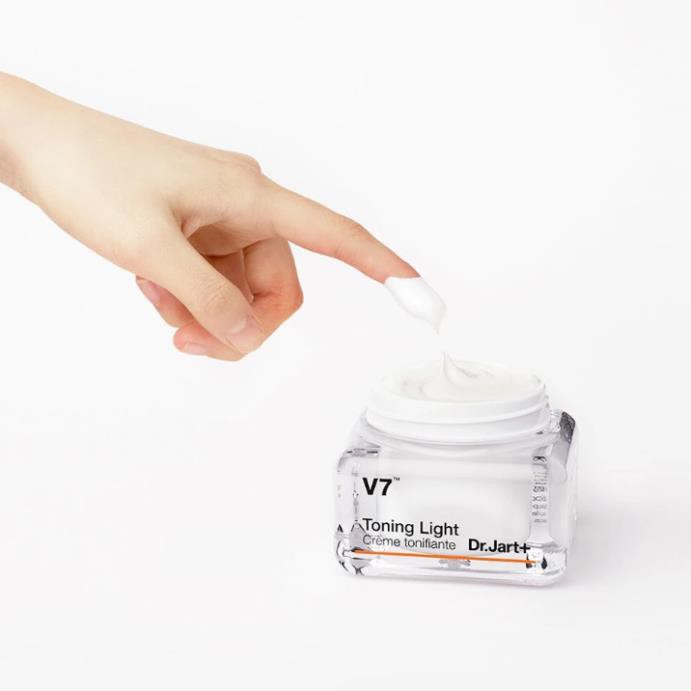 [AUTHENTIC] Kem dưỡng V7 Toning Light  (Mẫu Mới) Mini Size 15ml | BigBuy360 - bigbuy360.vn