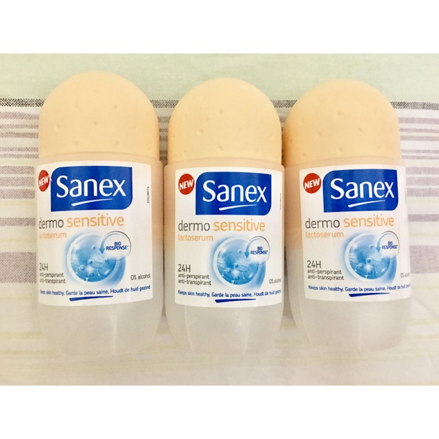 Lăn khử mùi Sanex