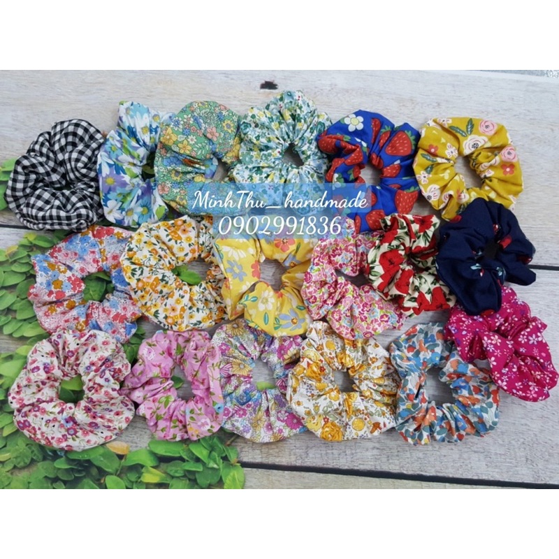 Khẩu trang vải thô họa tiết hoa nhí vintage, hình thật