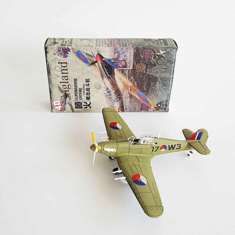 Bộ lắp ráp (4D) mô hình máy bay chiến đấu ww 2 Hurricane Tỷ lệ 1/48