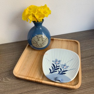 Dĩa gốm Nhật hình quạt vẽ tay họa tiết hoa cho bàn ăn thêm xinh🌼