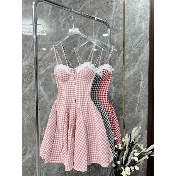 Đầm 2 dây cúp ngực caro xoè nút dài