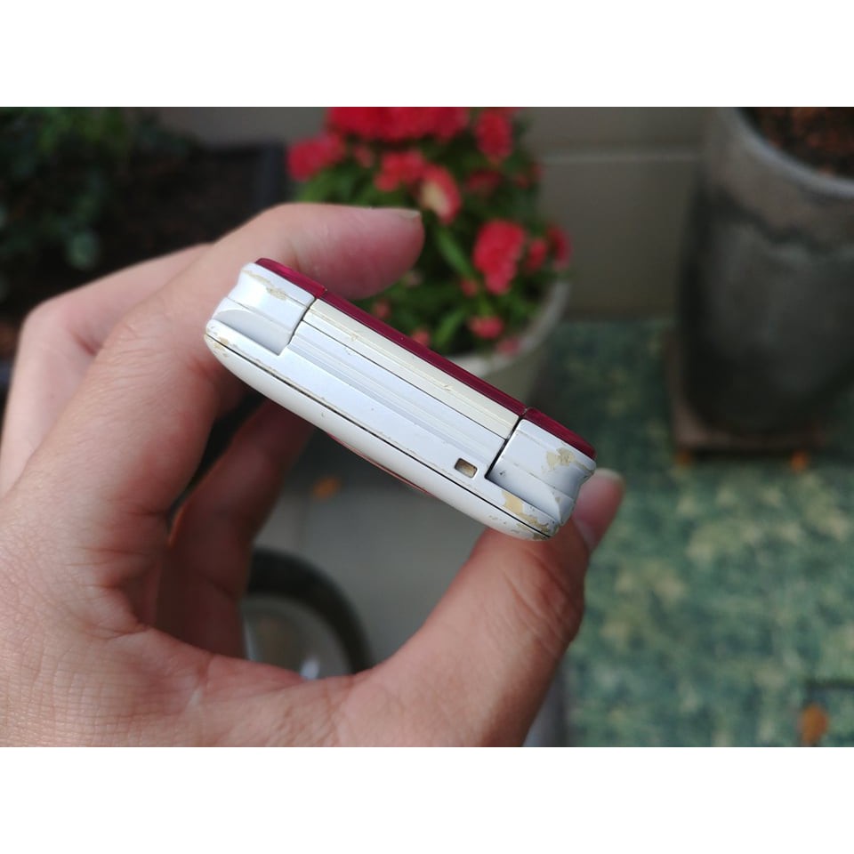 Điện thoại Sharp SH-02C màu trắng hồng