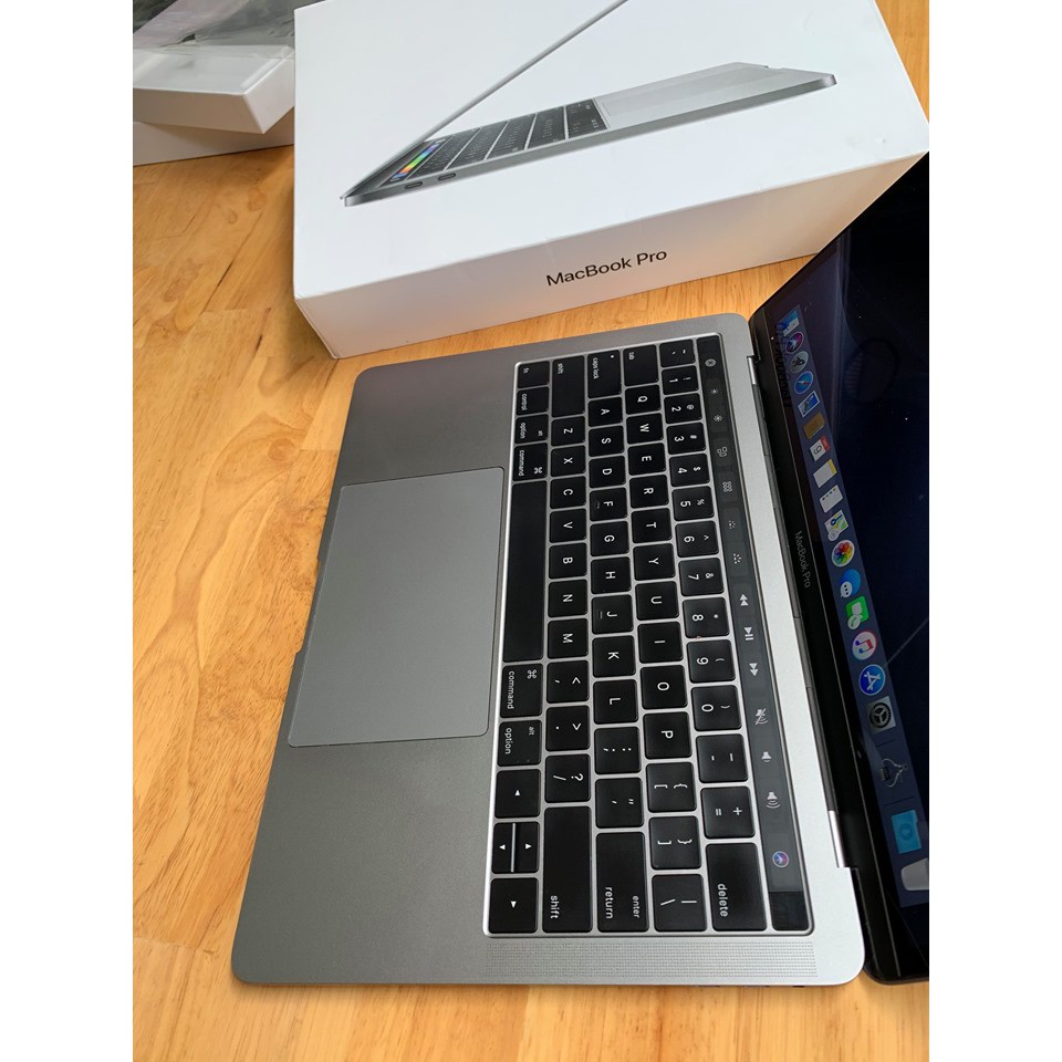 => macbook Pro 2016, 13,3in, i7 - 3.3G, 16G, 1T, Touch bar, giá rẻ