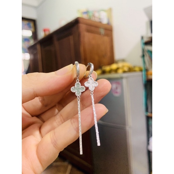 Khuyên tai cỏ 4 lá thả thanh bạc phủ vàng trắng siêu cao cấp