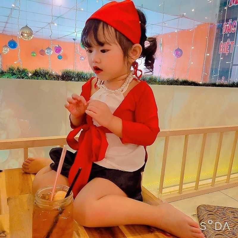 set yếm tứ thân 4 chi tiết