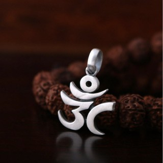 MẶT DÂY CHUYỀN CHỦNG TỬ OM