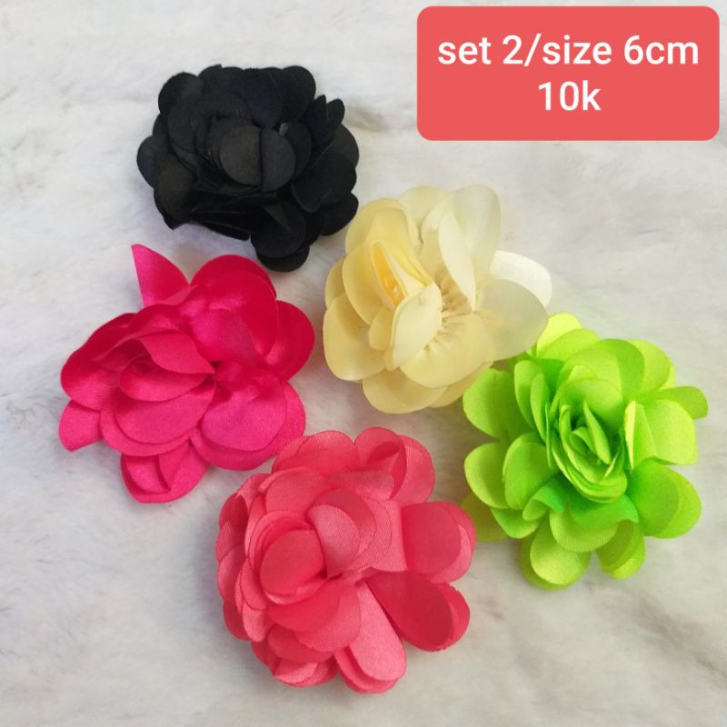 set Hoa trang trí ,size 4 cm dến 9cm.(1 set  )