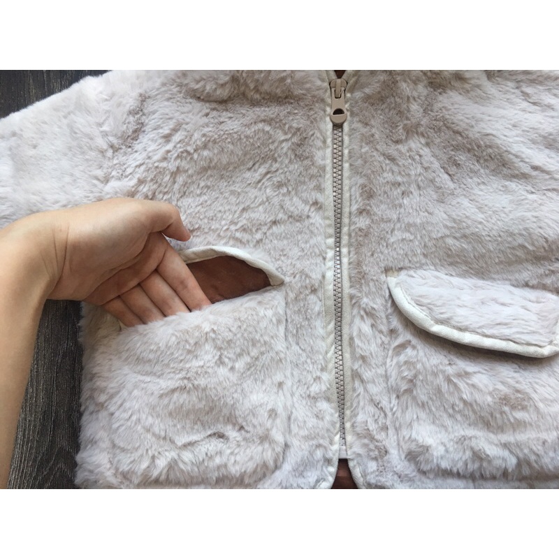 Áo khoác lông Zara dư xịn cho bé