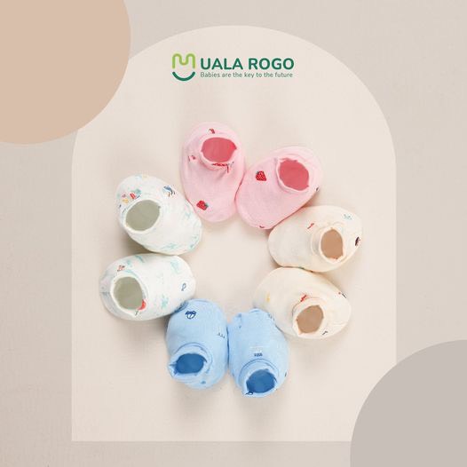 Mũ sơ sinh, bao tay chân sơ sinh petit Uala Rogo siêu mềm cho bé