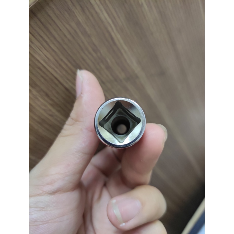 Tuýp 8mm 1/2&quot; dài 77mm 12 cạnh màu trắng Kingtony 423008M