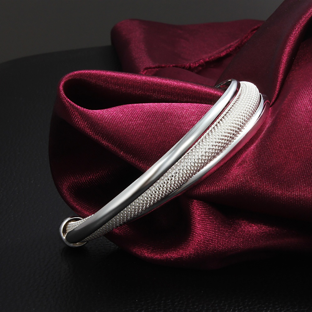 Vòng đeo tay hợp kim mạ bạc thiết kế hợp thời trang dành cho cả nam và nữ