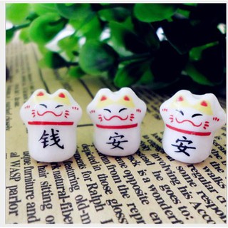 Mèo may mắn làm vòng tay