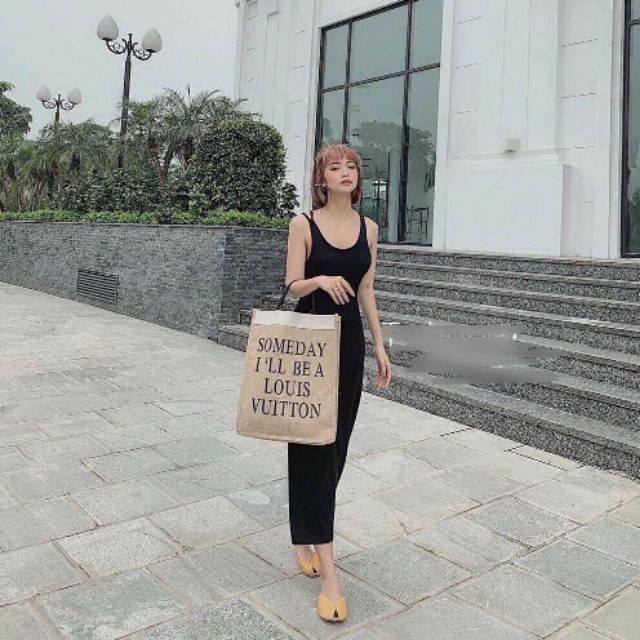Đầm body đen đan dây lưng