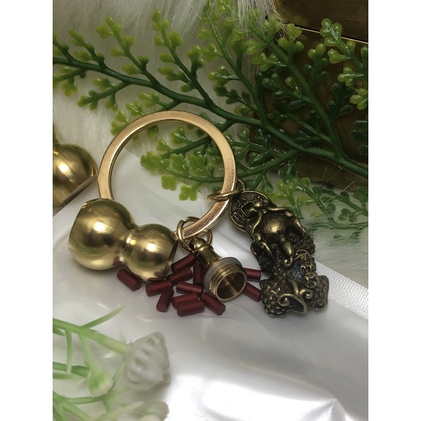 MÓC KHOÁ ĐỒNG + 30 VIÊN ĐÁ