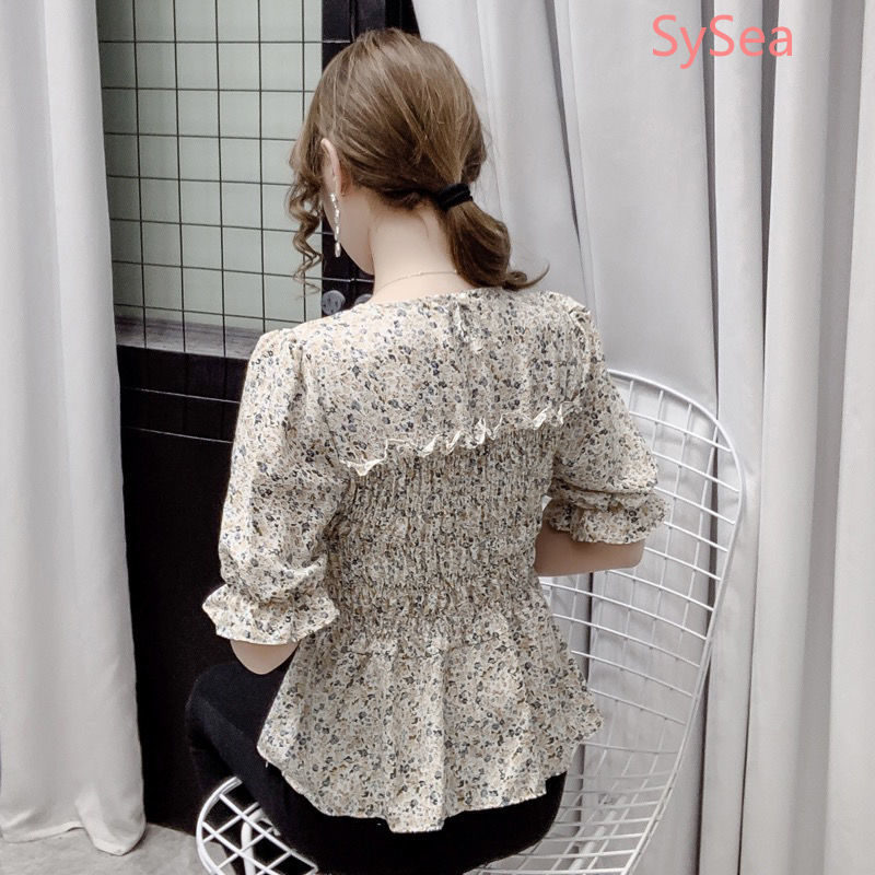Áo kiểu chất chiffon tay ngắn cổ tròn họa tiết hoa nữ tính | BigBuy360 - bigbuy360.vn