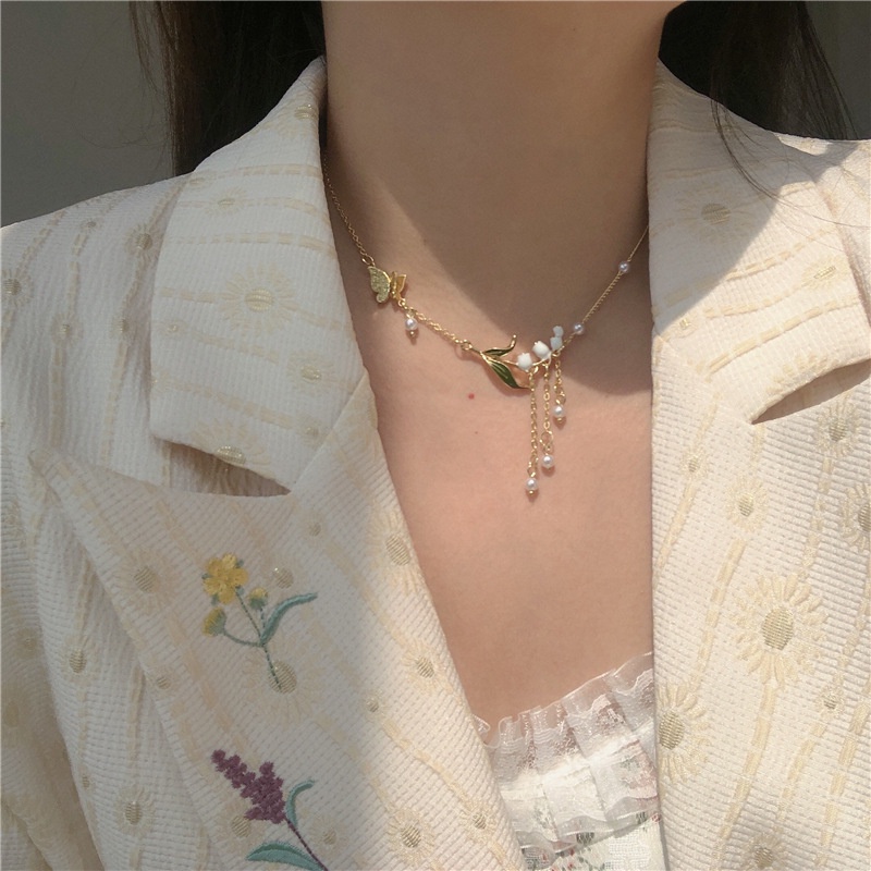 Dây Chuyền Hoa Lily Trắng Độc Đáo Thanh Lịch