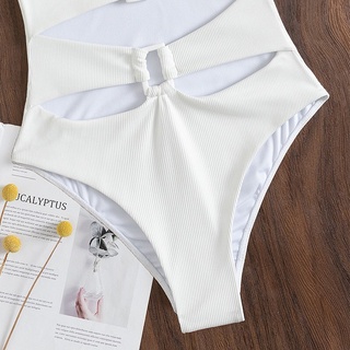 Bikini liền mảnh phối khoen
