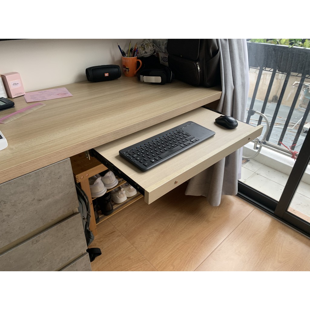 Khay bàn phím treo cực tiện giải phóng không gian bàn làm việc