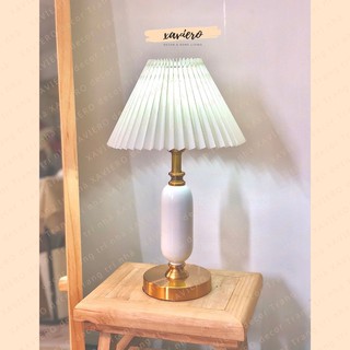 Đèn ngủ trang trí đầu giường xếp ly cho phòng ngủ cổ điển phong cách Hàn Quốc Châu Âu cao cấp sang trọng xaviero decor