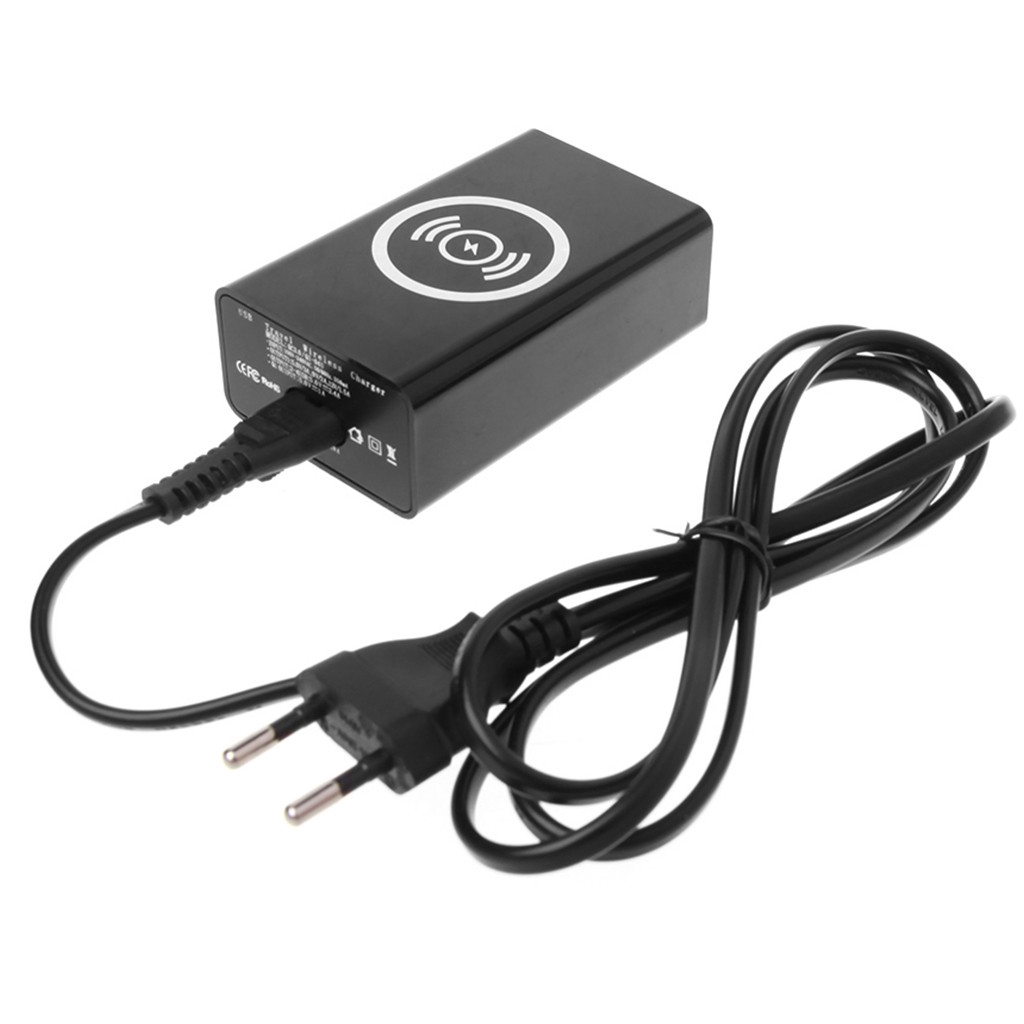 Đế sạc không dây kèm 4 cổng cắm USB tiện dụng