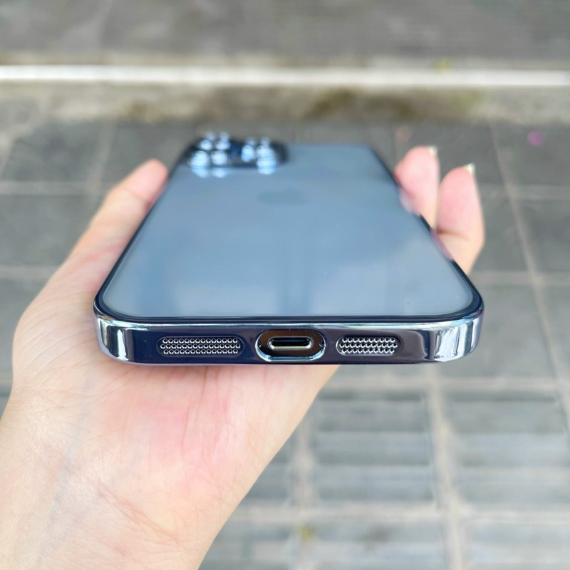 Ốp lưng X&M trong cứng viền màu cho iPhone 12 Pro Max, 13 Pro Max Full bảo vệ cụm và mắt camera bất tử không ố màu