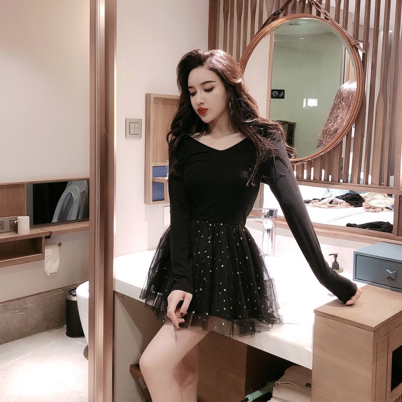 Đầm nữ tay dài cổ tròn hở lưng váy xòe đen lấp lánh bling bling ulzzang